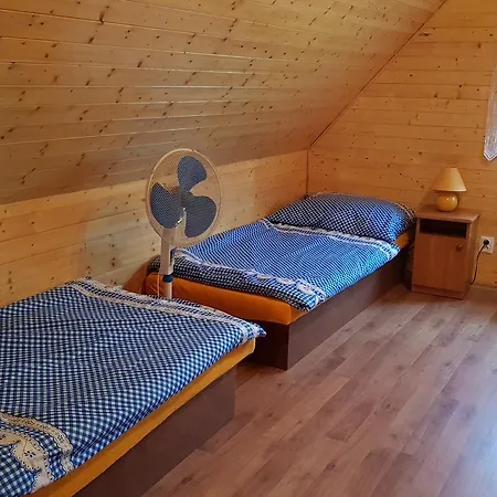 - Vysne Kamence بيت خشبي Terchová